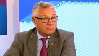 Шаламанов пак напъва България да въоръжава Украйна 