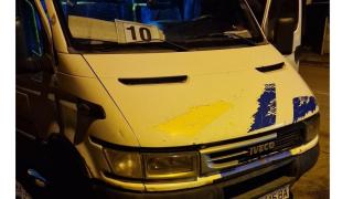 Спипаха на тясно шофьора, който не качи момиче заради жълти стотинки, той се оправдава ВИДЕО
