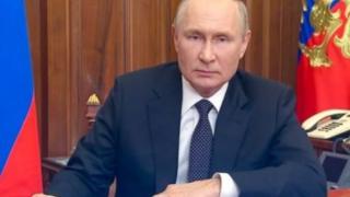 Експерт: Путин неслучайно говори за ядрени оръжия в беларуските самолети