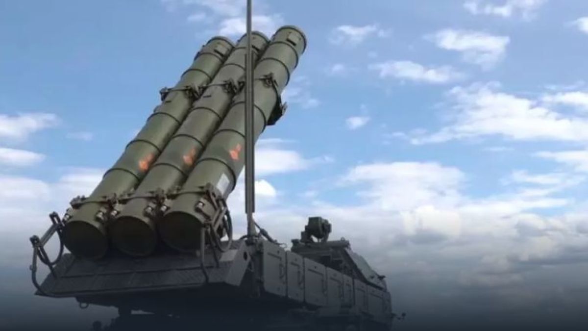 MW: Световен рекорд - руската ПВО свали два украински самолета от разстояние над 200 километра