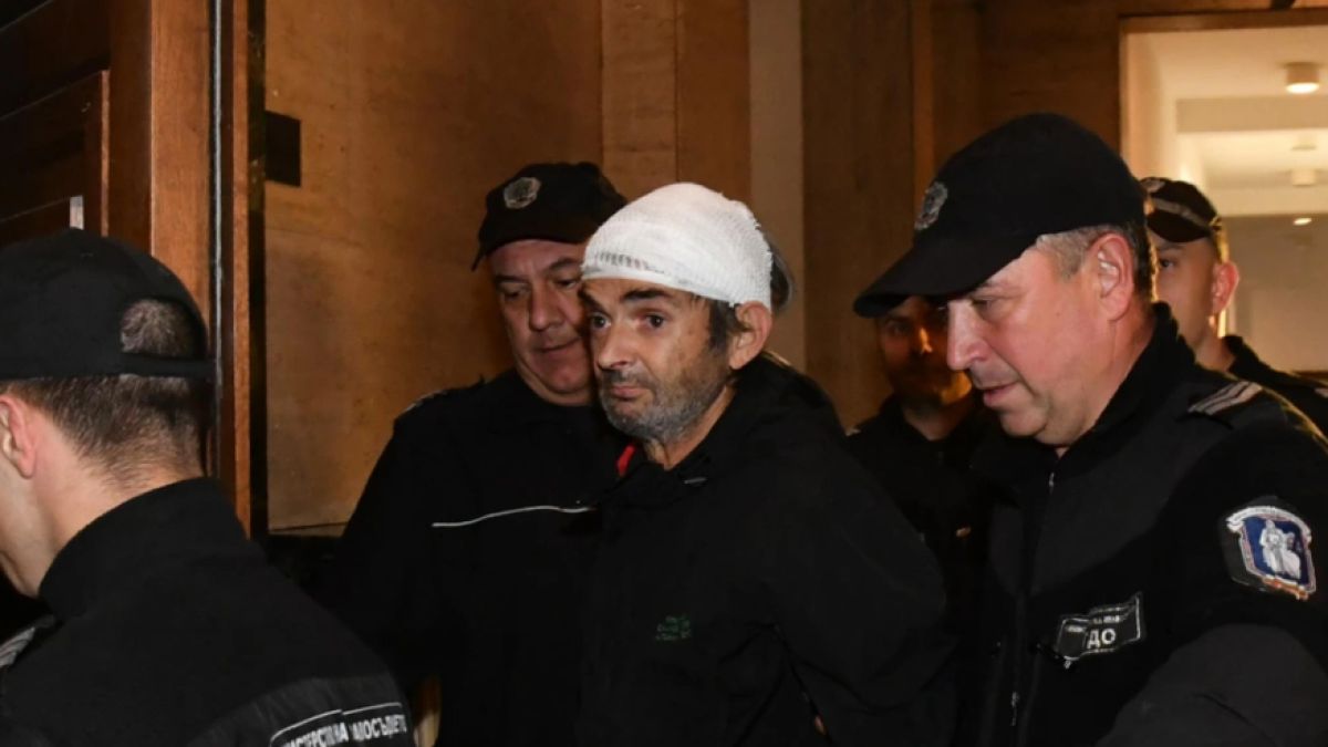 Ето го Валентин, който прегази с камиона си 19 г. Виктория в София СНИМКИ
