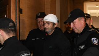 Ето го Валентин, който прегази с камиона си 19 г. Виктория в София СНИМКИ
