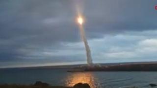 Турция проведе пуск на секретна балистична ракета над Черно море ВИДЕО