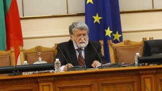 Вежди Рашидов удари първия звънец, но после побесня заради... ВИДЕО