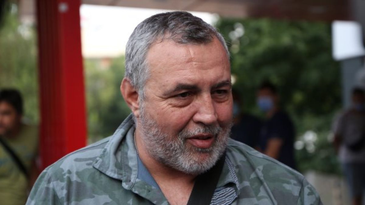 Христо Мутафчиев обясни за хората с тоягите пред парламента и СМС-а до Рашидов