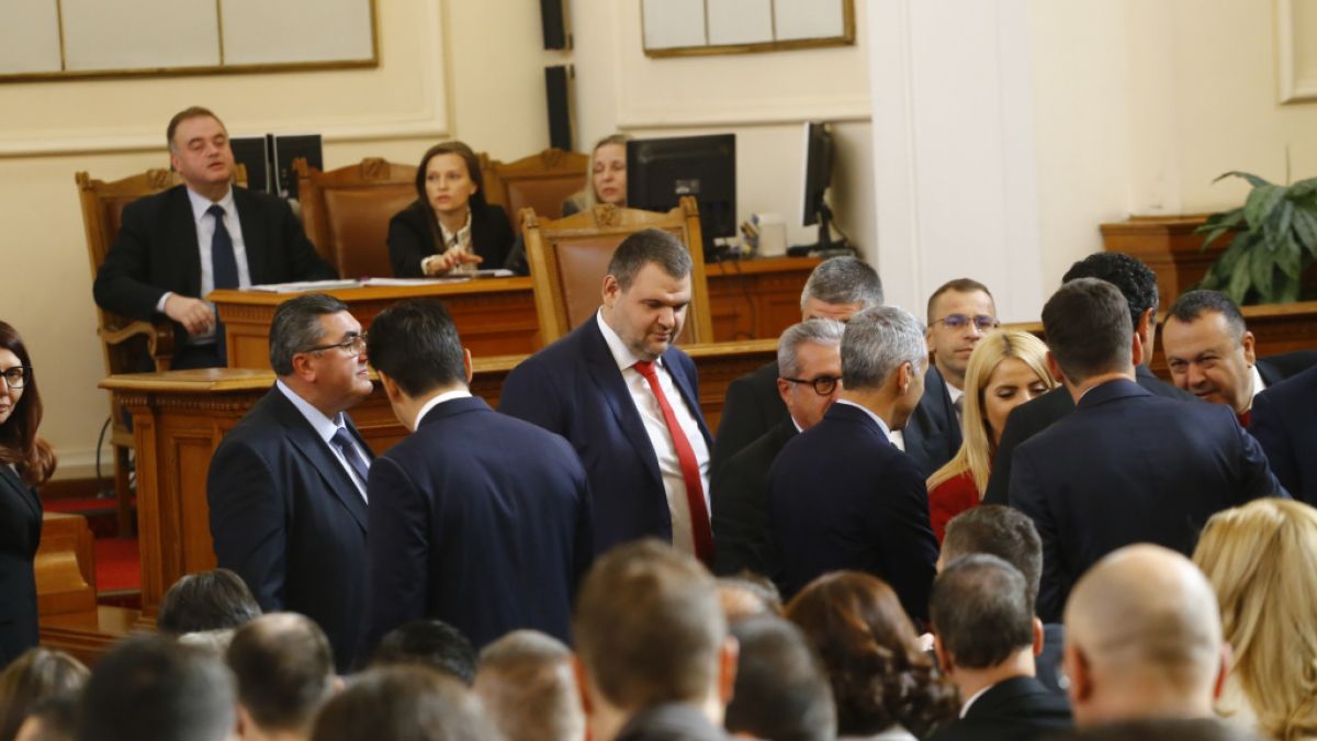 Пеевски: Трябва да има правителство, ако мислим за България и гражданите