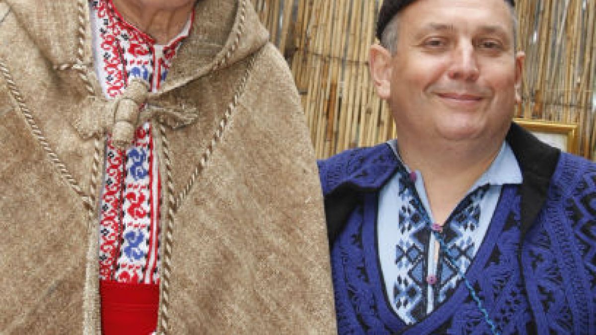 In memoriam: Антон Дончев отлита в отвъдното за втори път