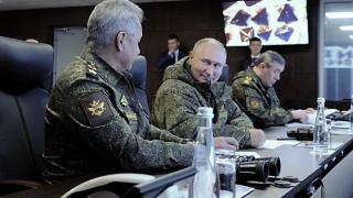Bloomberg: Ще се подчинят ли генералите, ако Путин даде заповед за ядрен удар?