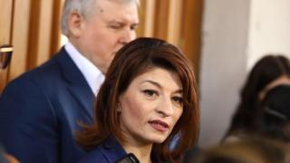 Атанасова на старта на преговорите: Трябва да покажем силата на съединението