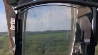 ВИДЕО от войната: Пилот на Су-24 катапултира секунда преди да се разбие