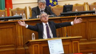 Цонев разкри връзките на кръга „Капитал” с Nexo