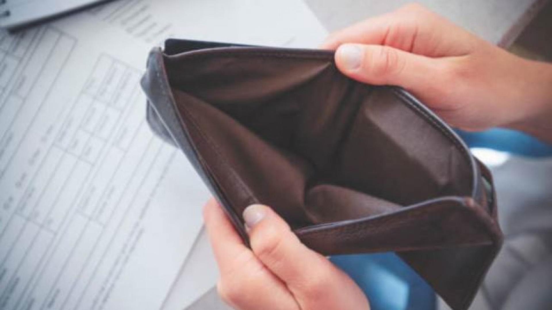 Прокоба: 3 зодии ще фалират тотално през ноември