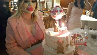 Грешната Андреа с големите бомби лъсна на плашещо тъжни СНИМКИ