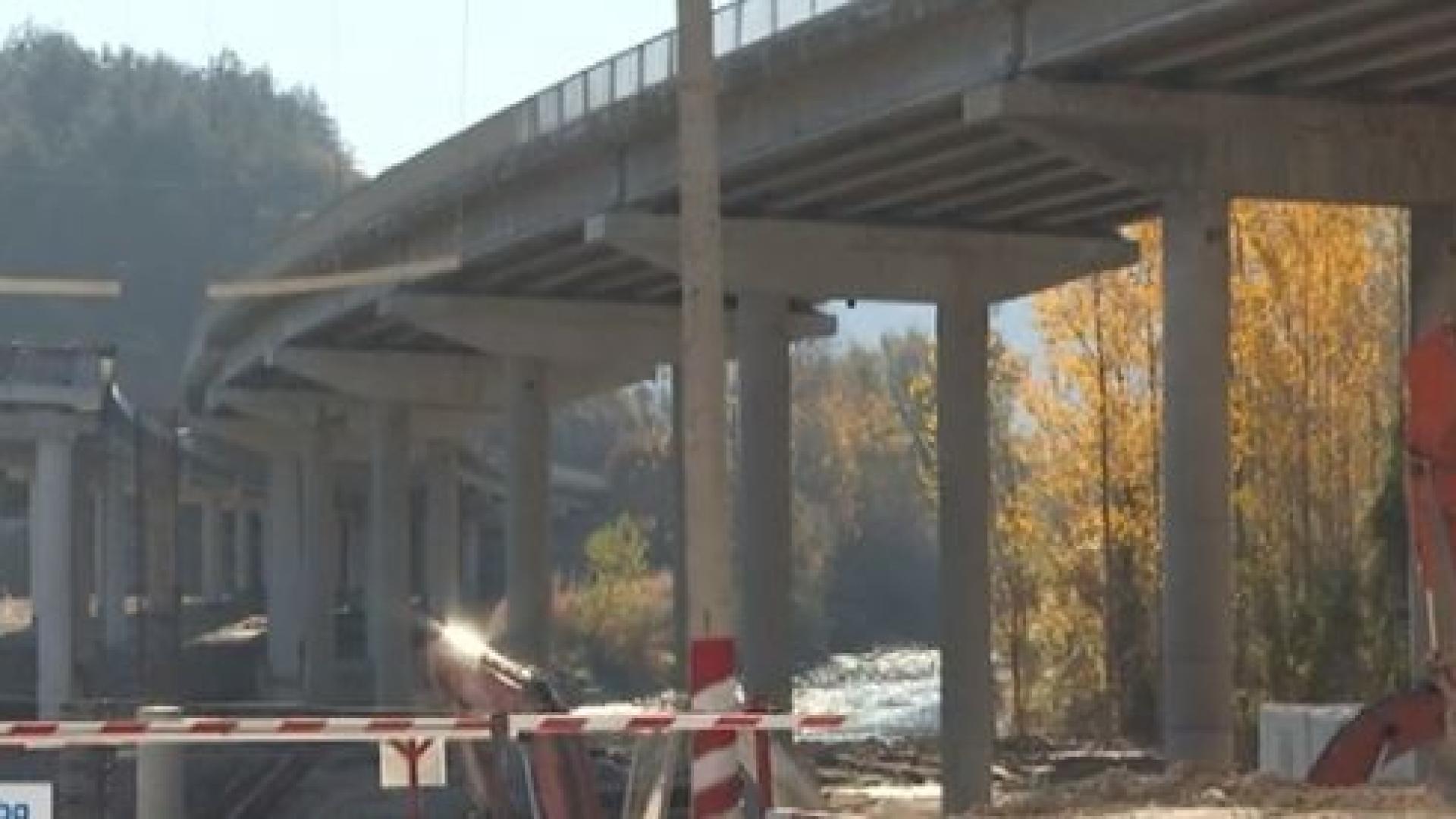 Край: Блокират достъпа до Северозападна България, случи ли се това ВИДЕО