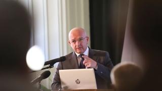 Ген. Мутафчийски със страхотни новини, но предупреди: Предстоят трудни години! СНИМКИ
