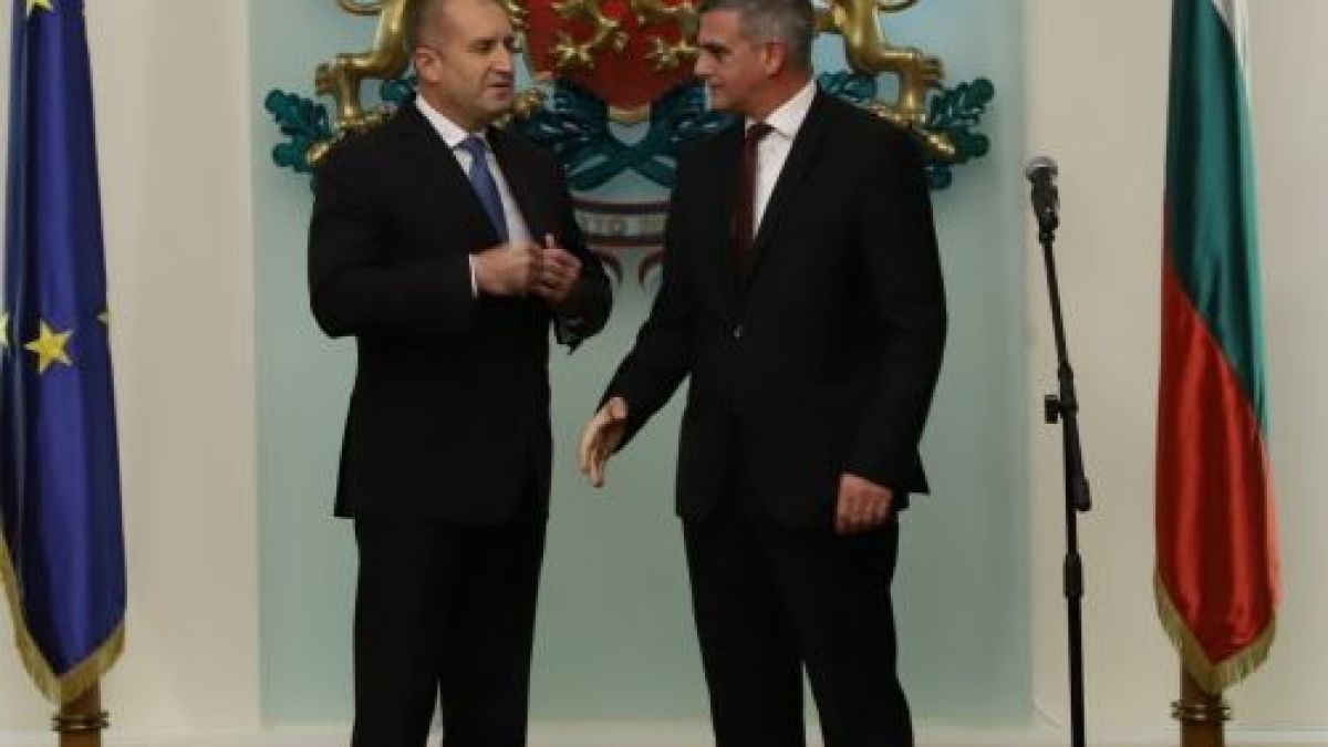 Политоложка: Тези 2 партии може да съставят правителство, вече назрява идеята да...