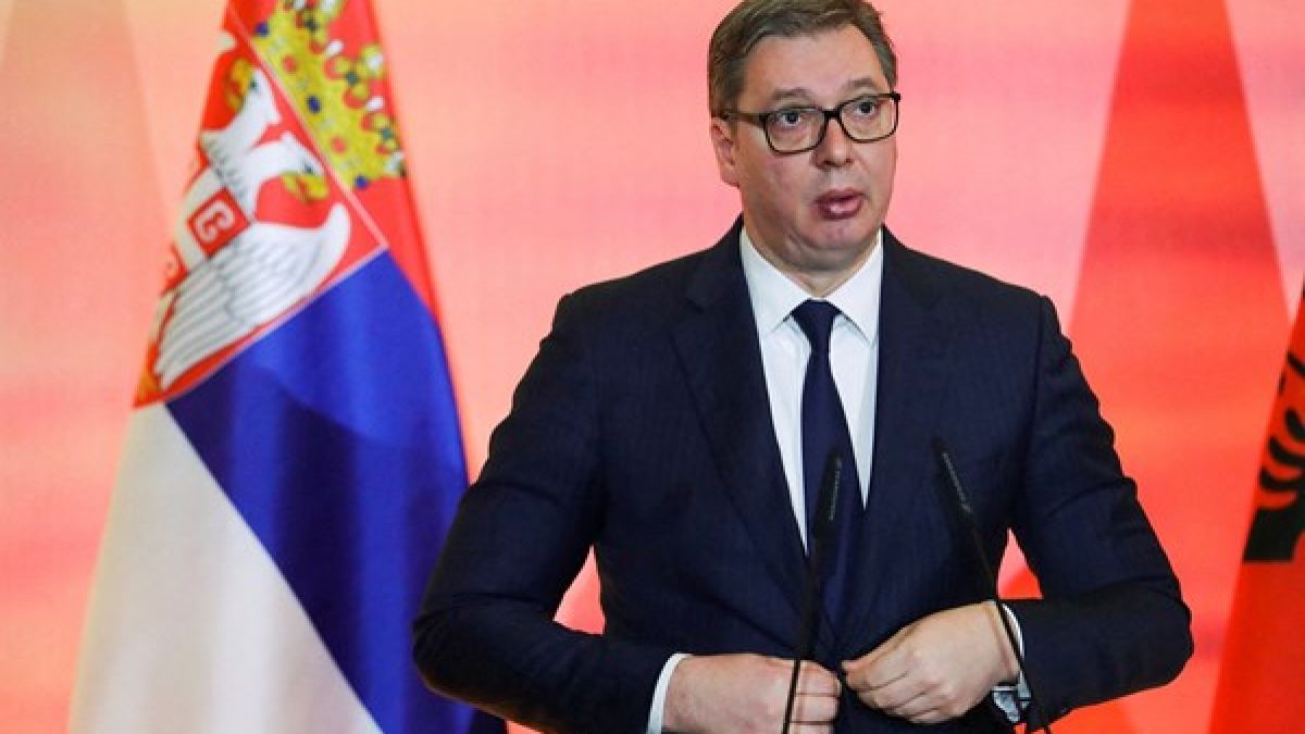 Положението става все по-лошо! За пръв път от войната в Косово Сърбия иска от НАТО...
