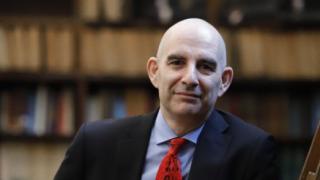 Волгин: Еврокомисарят трябва да благославя гениалния Зеленски и да ругае гадния Путин