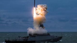 Нещо странно се случва с руските ракетоносци в Черно море, провали се настъпление на ВСУ на това направление