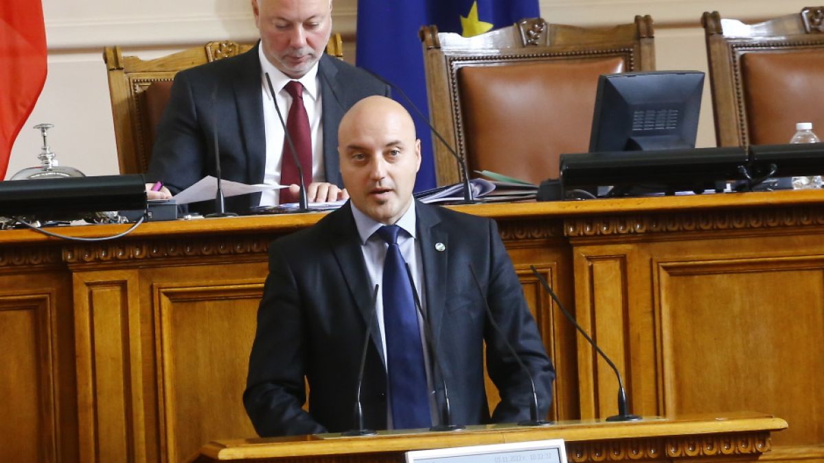 Правосъдният министър в кабинета "Денков" бил "тотал щета"