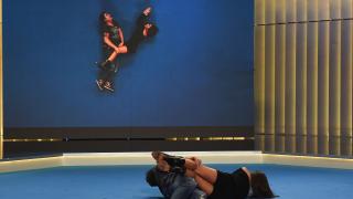 Палавник: Асен Блатечки се въргаля с известна чалга певица