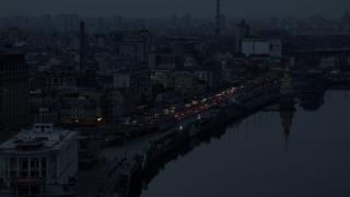 Ад в Киев! Кличко призова жителите да се изнасят заради липсата на ток, вода и парно