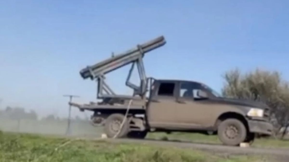 ВИДЕО от войната: Украинците започнаха да произвеждат мини-HIMARS за фронта