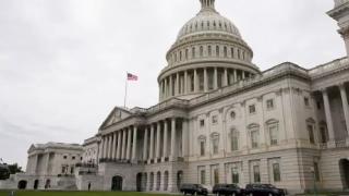 Американците подкрепят повече републиканците след обещанията им за Украйна