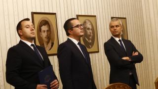 "Възраждане" на нокти заради Красимира Стоянова, плашат с прокуратурата