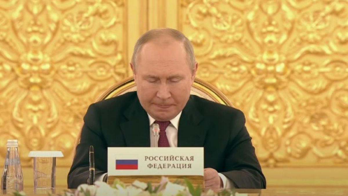Сериозно унижение за Путин: Британски генерал назова последствията на отстъплението от Херсон