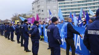Подготвят се мощни протести, цялата държава ще се тресе от стачки