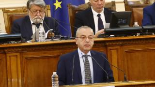 Донев с гневен коментар и голямо обещание към българите от трибуната на НС