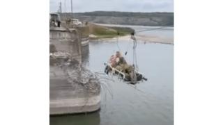 ВИДЕО от войната: ВСУ показа кадри от евакуацията на ранен войник