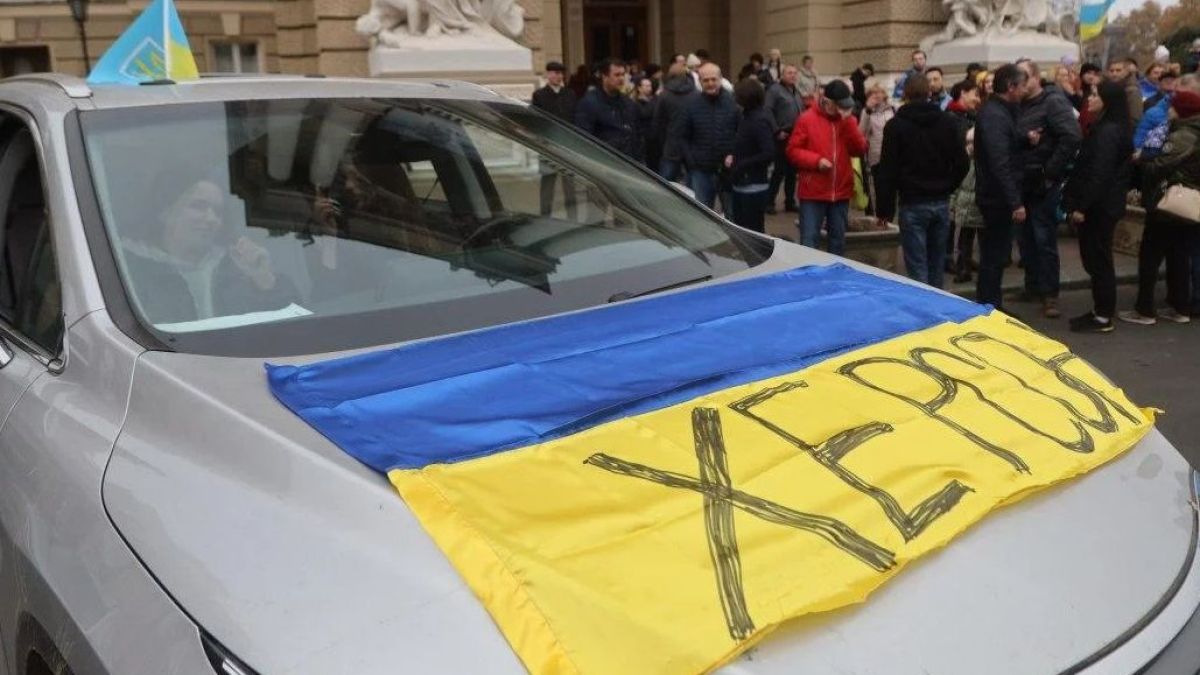 Sky News ликува заедно с украинците в Херсон, а руските сили обявиха... ВИДЕО