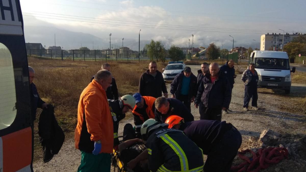 Последни новини за пловдивчанина, прекарал нощта в тръба
