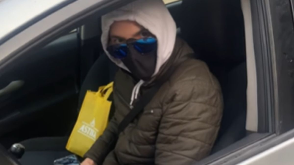 Сигнал за маскиран мъж пред детско заведение стресна Варна ВИДЕО 18+