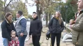 Задава се скандал! Полицията не пуска хората да протестират за прегазеното дете в Бузовград