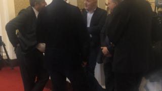 Дончев повдигна завесата над интригуващата среща с ДБ в кулоарите на НС 