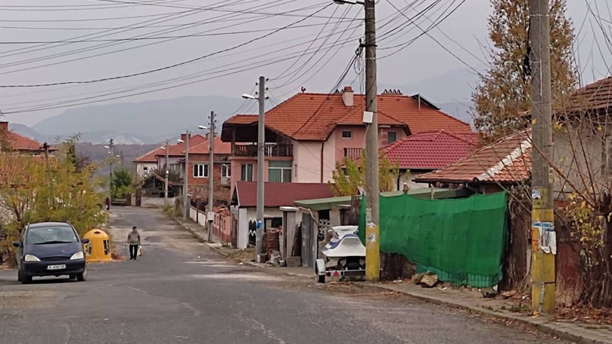 Тъжната истина за гастарбайтерите, имотите им и обезлюдените БГ села