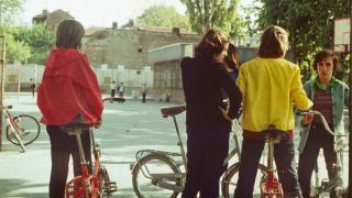 Фотографът Никола случайно откри 50-годишни СНИМКИ! Не е за вярване от къде са