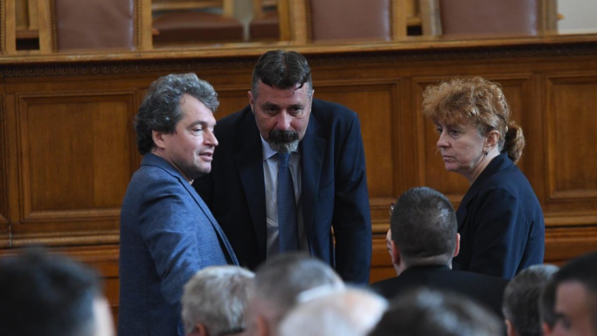 Тошко Йорданов даде две дати за предсрочни избори и зашлеви силен шамар на доскорошна съратничка 