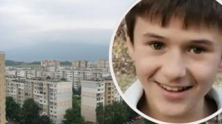 Отец Гелеменов с разкрития при кои роднини се бил запътил Сашко и за семейството му