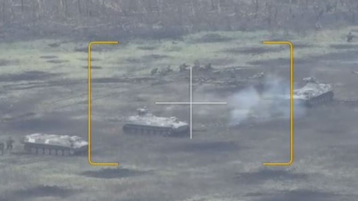 ВИДЕО от войната: Руската щурмова пехота атакува позиции на ВСУ