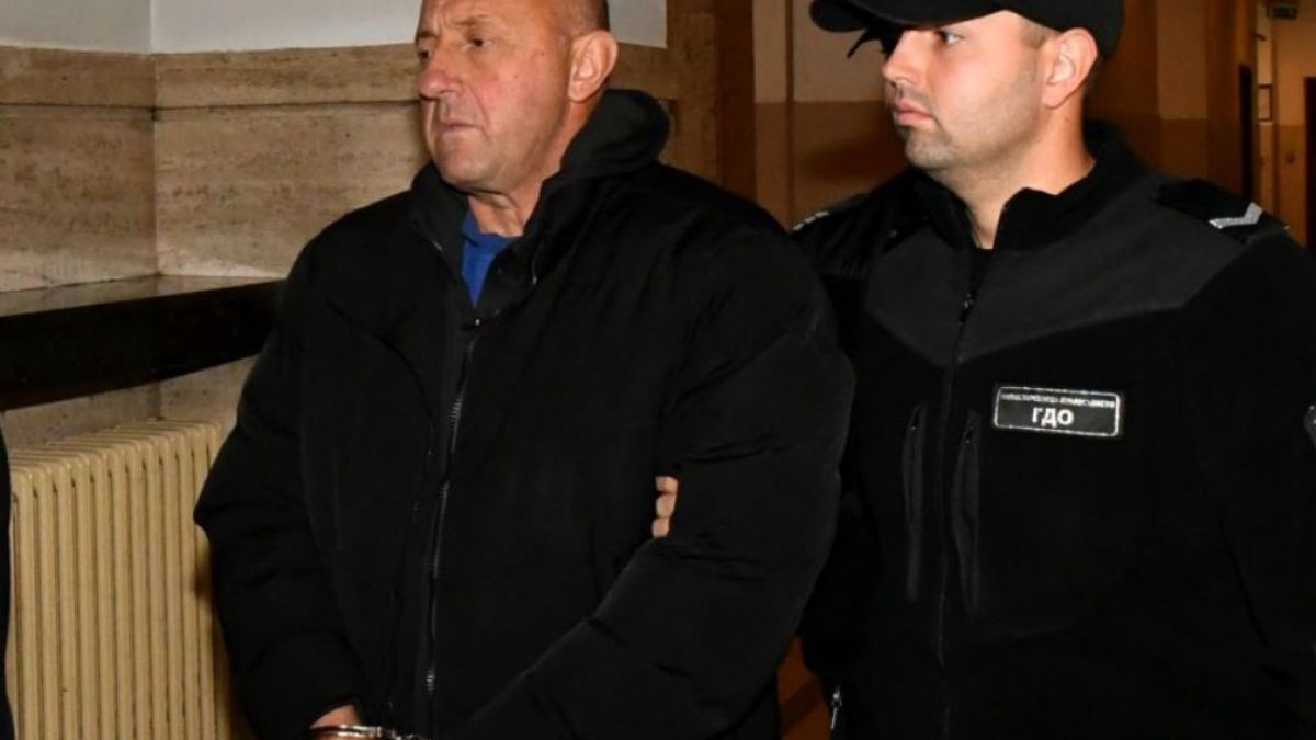 Висшият граничар, закопчан с подкуп, получи нов тежък удар 