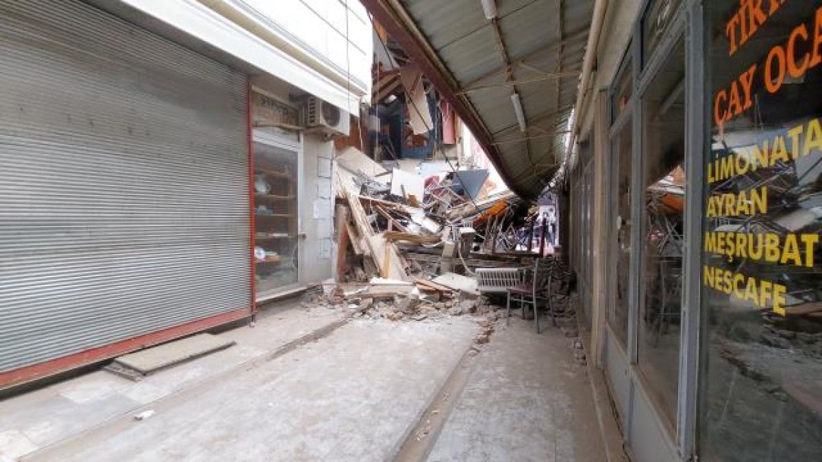 Нашенка в Турция с първи думи за кошмара по време на страховития трус