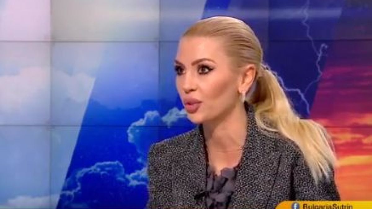 Красива синоптичка направи смразяваща прогноза за още сняг и... ВИДЕО
