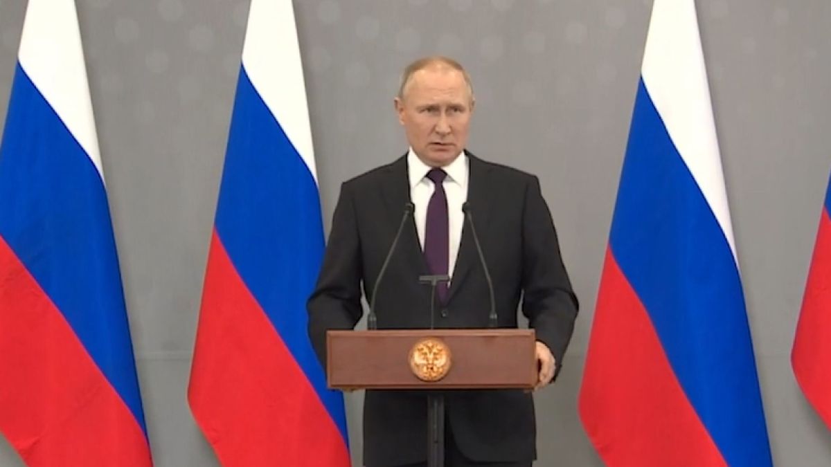 Путин неочаквано: Русия пренасочва своя износ и внос към...