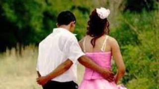 Като на филм: Продадоха 14-г. момиче в Микрево, то избяга от брачното ложе и... 