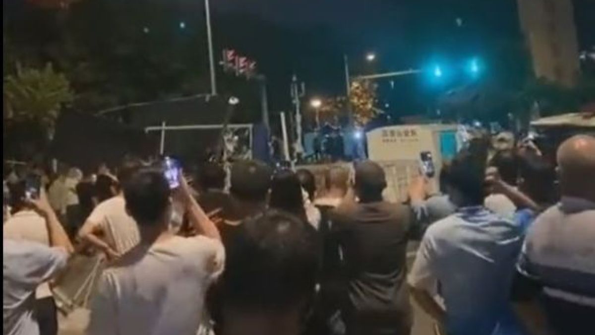 Невиждан COVID ужас скова Китай, положението е апокалиптично ВИДЕО