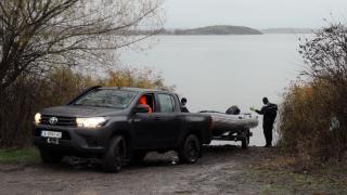 Спасители тръгват по нова следа в издирването на рибарите край Бургас, ето защо